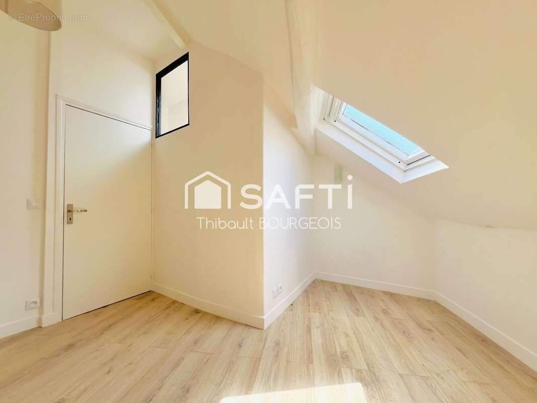 Photo 5 - Appartement à CHOISY-LE-ROI