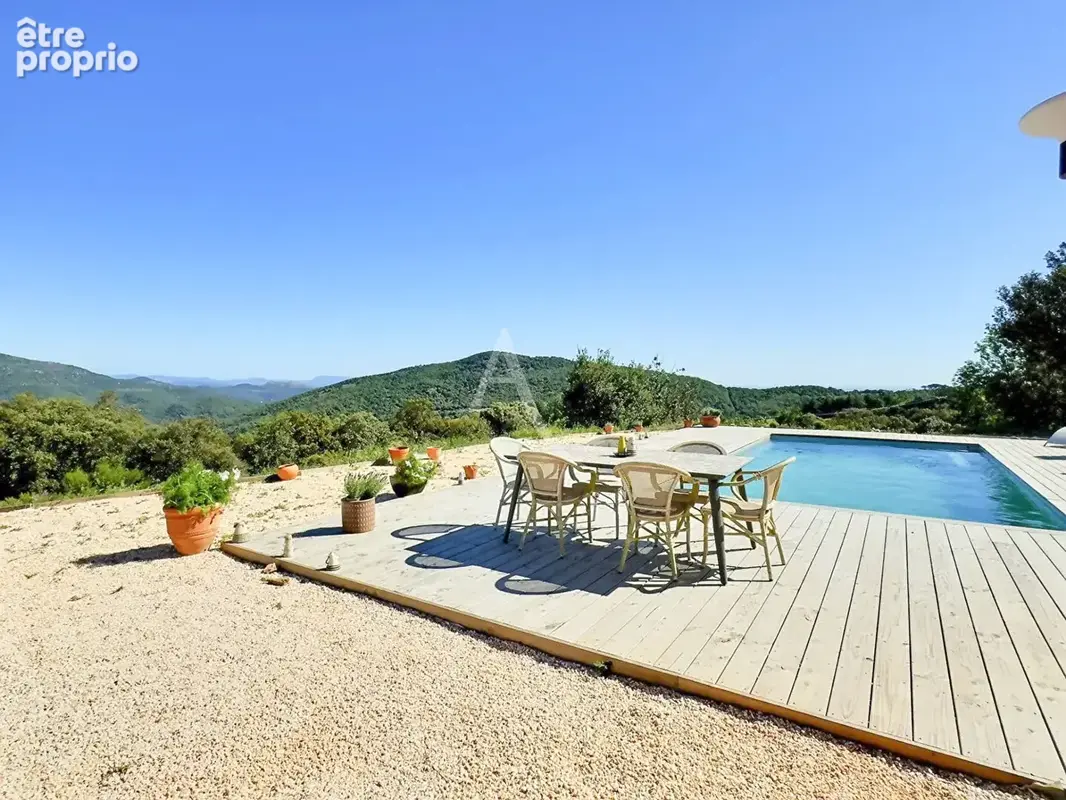 30 KM SUD PERPIGNAN :  Maison contemporaine 5 pièces 160 m² avec PISCINE, GARAGE de 150 m² et TERRAIN de 3,3 HECTARES !! - photo 16