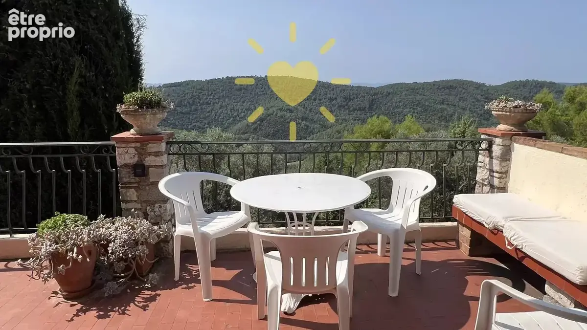 CLAVIERS : Jolie villa avec piscine et vue panoramique - photo 7