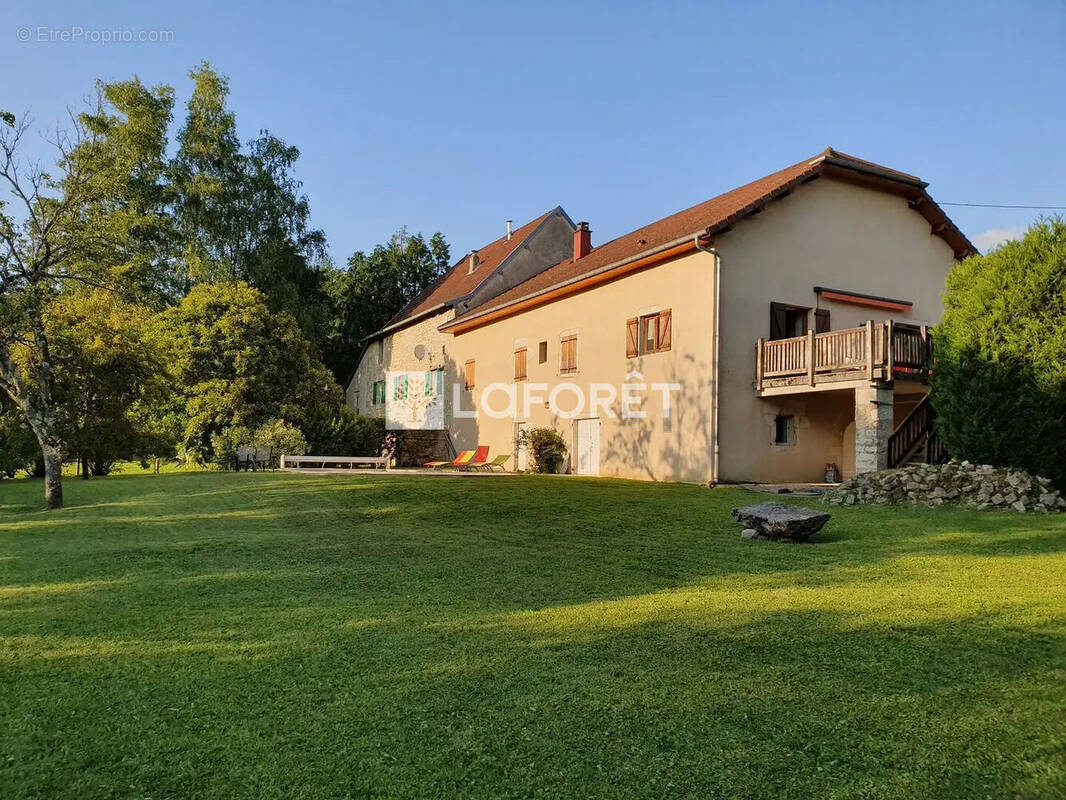 Maison à SALINS-LES-BAINS