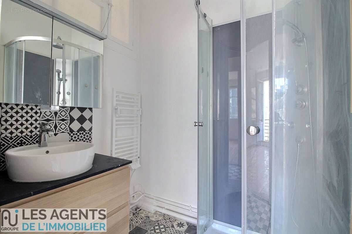 Appartement Puteaux rénové 2 Pièces de 53.05m2 - photo 4