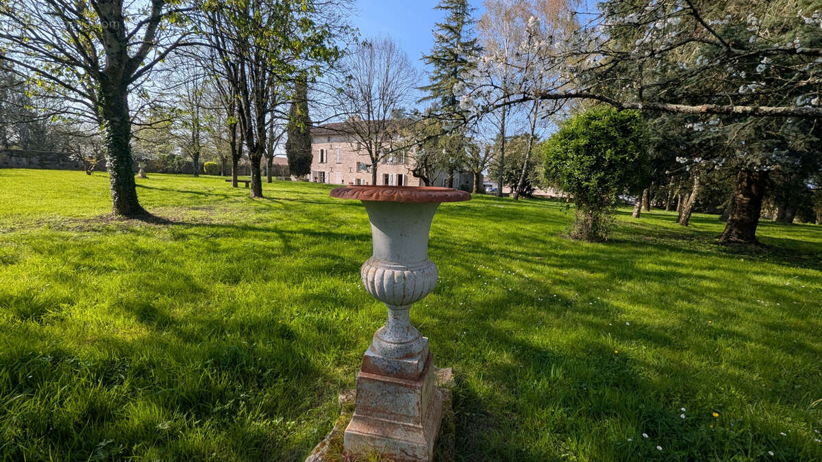 Maison à SAINT-GELAIS