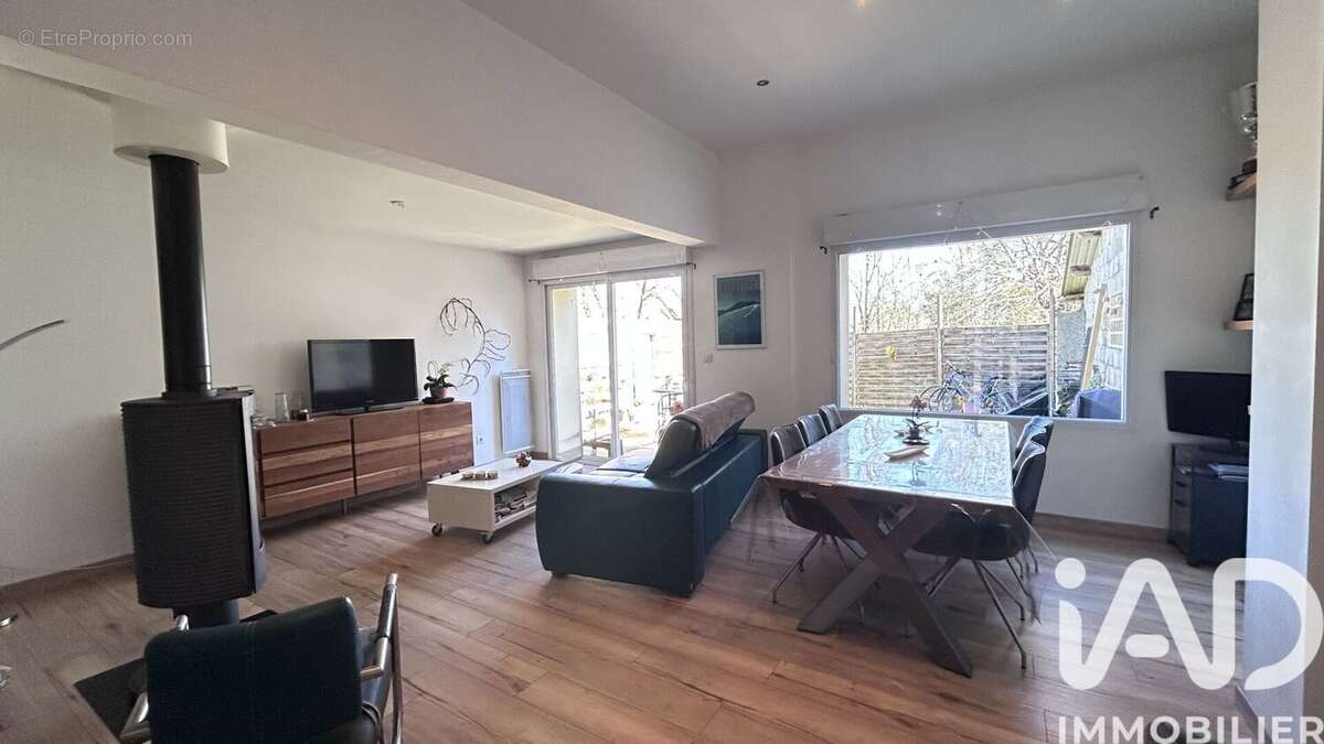 Photo 3 - Maison à LAROIN