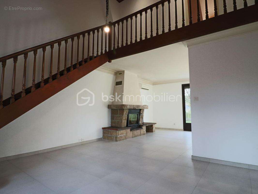 Maison à PONTCHATEAU