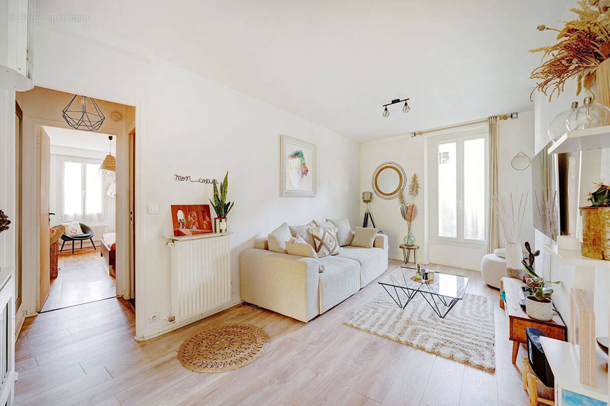 Appartement à LE PERREUX-SUR-MARNE