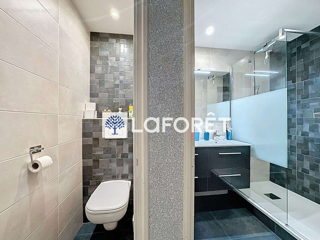 Appartement à DECINES-CHARPIEU