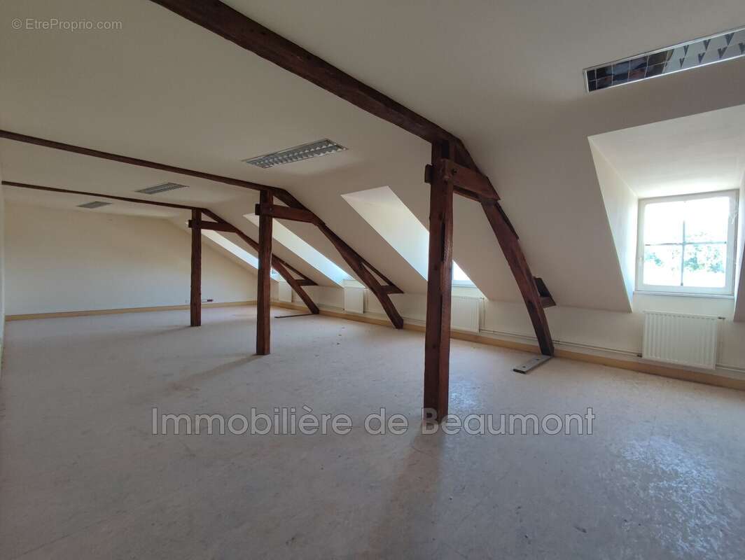 Appartement à BEAUMONT-LE-ROGER