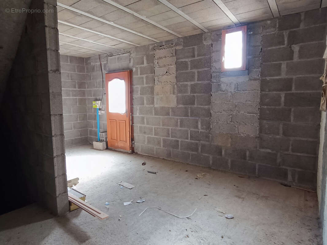 Maison à SANCERGUES