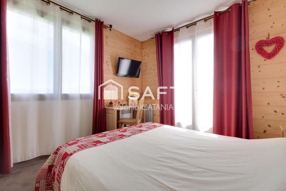 Photo 7 - Commerce à BEAUCROISSANT