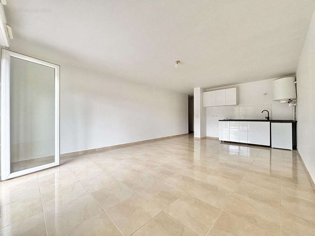 Appartement à PONTAULT-COMBAULT