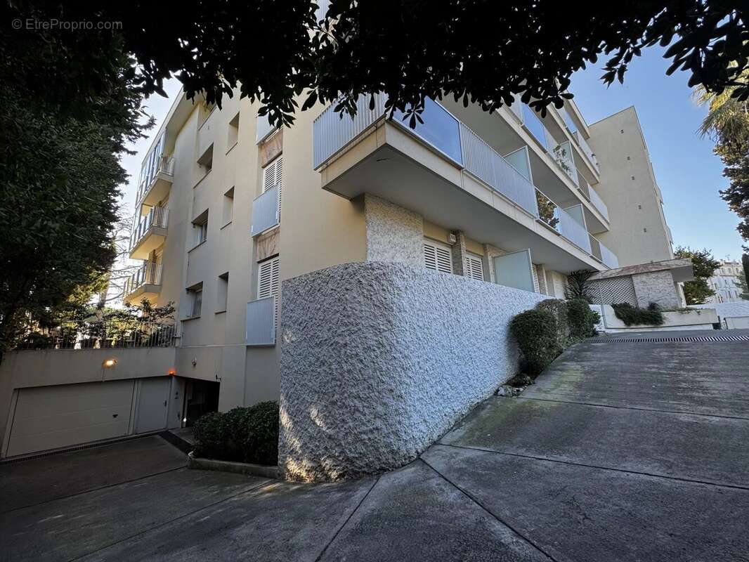 Appartement à CANNES