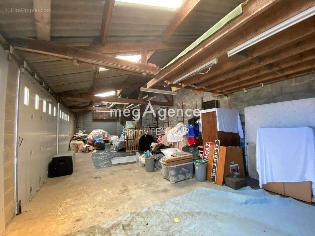 PONTAUBAULT - 50220 : Maison en pierres 3 chambres avec garages - photo 10