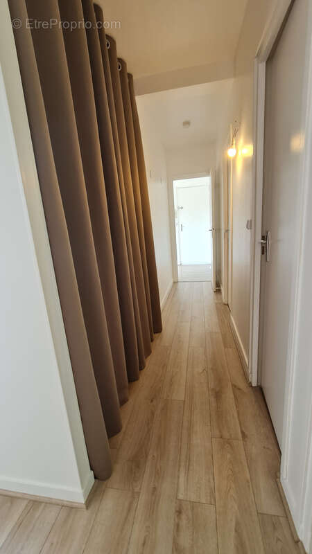 Appartement à BURES-SUR-YVETTE