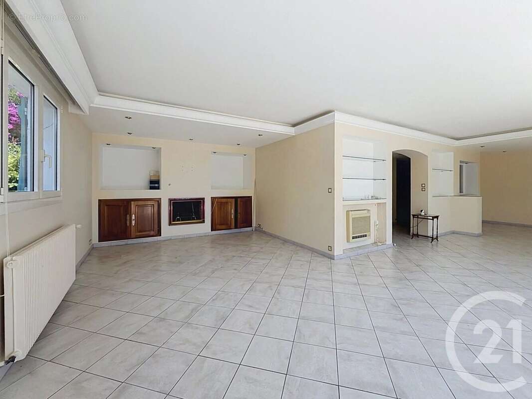 Maison 161 m² à Mougins  - photo 6