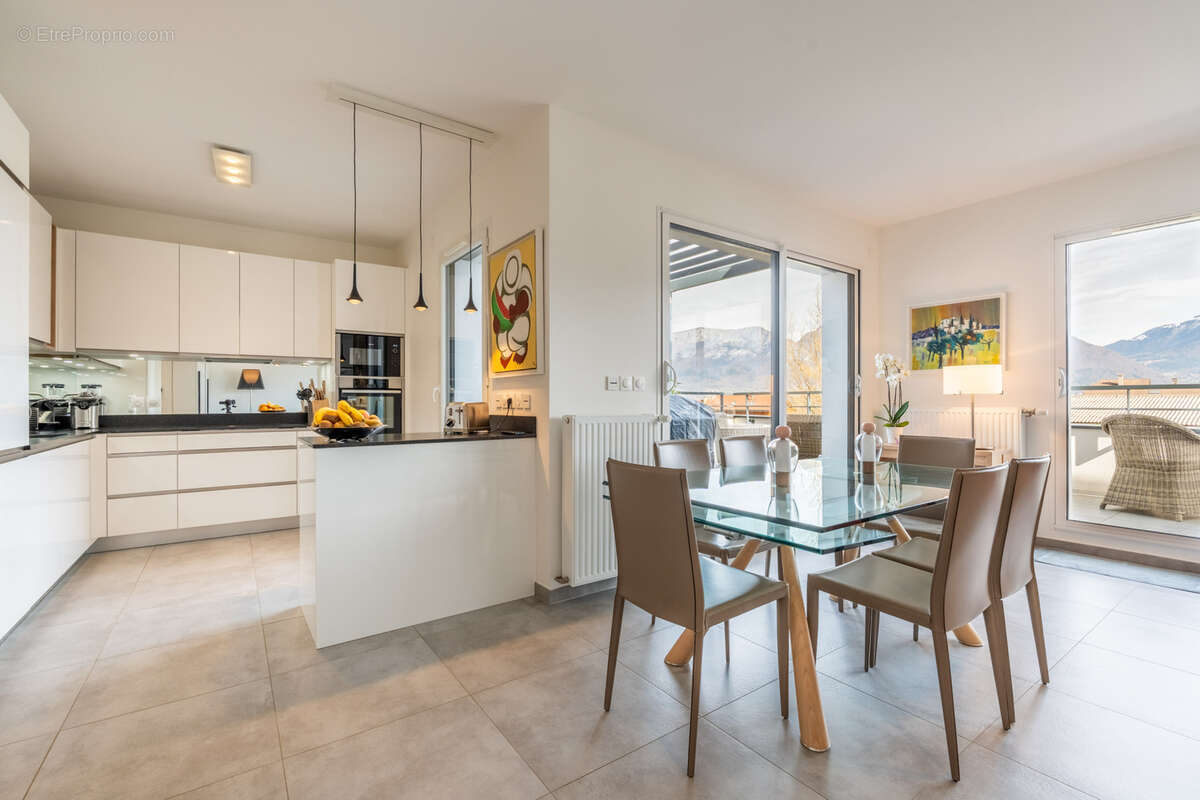 SEVRIER - 85m2 - terrasse avec vue panoramique montagnes - photo 4