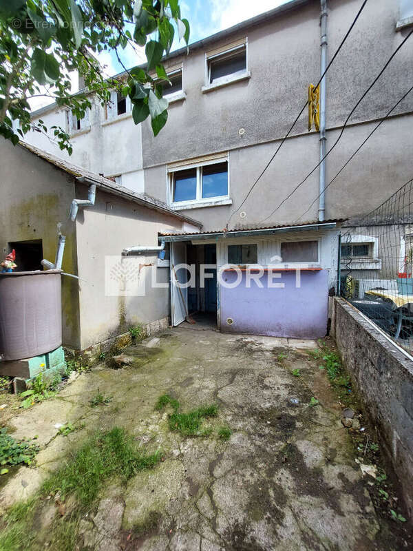 Maison à AUDUN-LE-TICHE