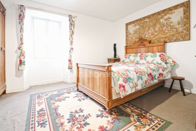 Maison à MAGNAC-LAVAL