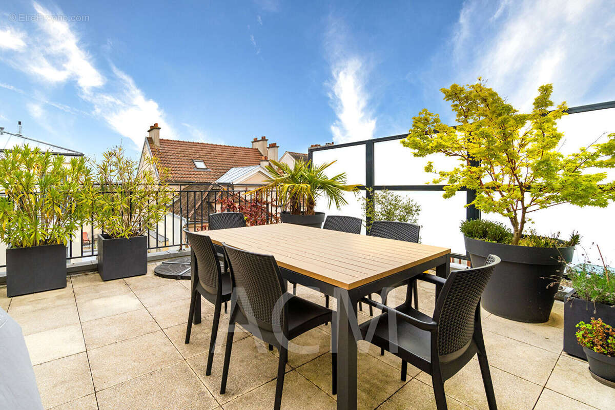 Appartement à MAISONS-LAFFITTE