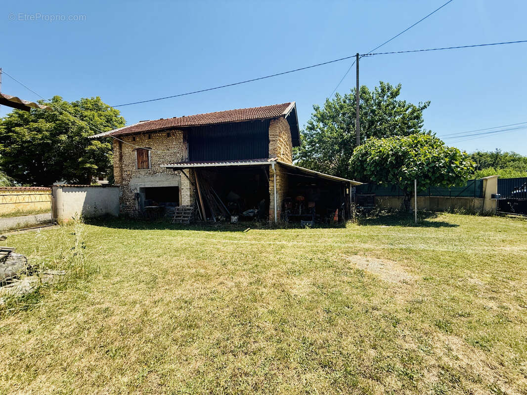 Maison à BEAUREPAIRE