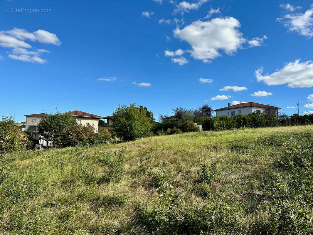 Dpt Gers (32), à vendre AUCH, terrain de 2 497,00 m² - photo 4