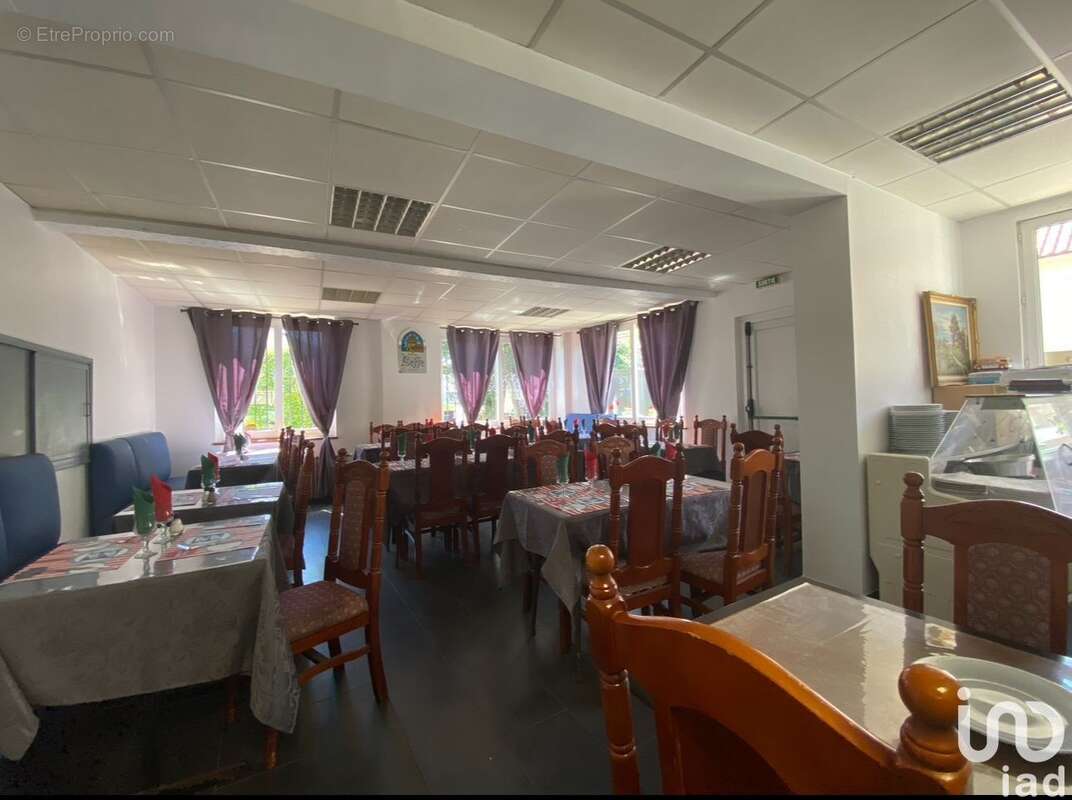 Photo 3 - Commerce à BOISSY-SOUS-SAINT-YON