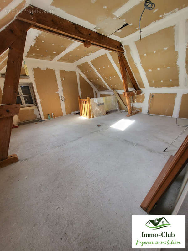 Maison 100 m² à Montigny-En-Morvan  - photo 7