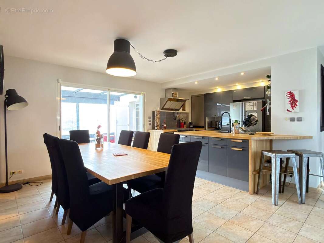 Maison à DOMPIERRE-SUR-MER