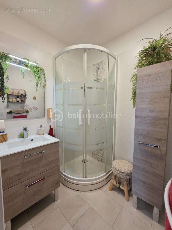 Appartement à OZOIR-LA-FERRIERE