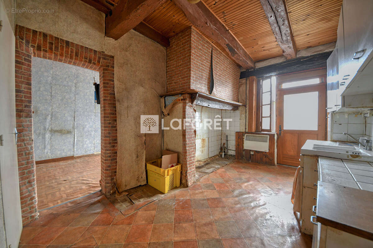 Maison à LISLE-SUR-TARN