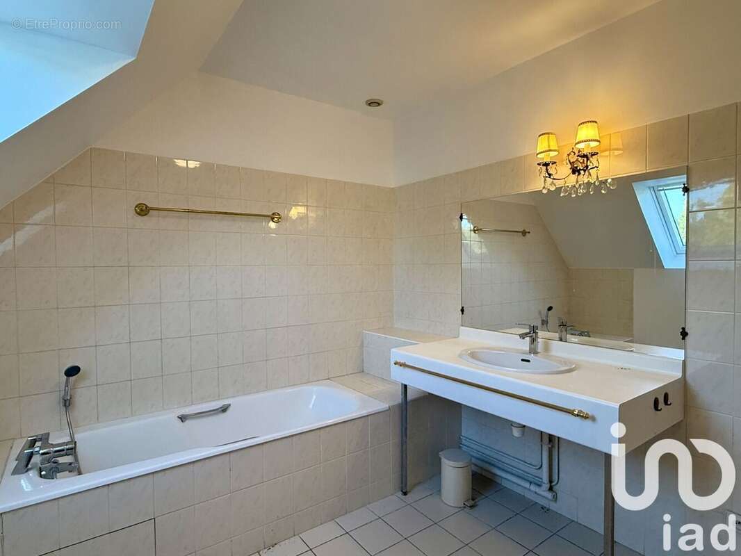 Photo 6 - Maison à LE PERRAY-EN-YVELINES