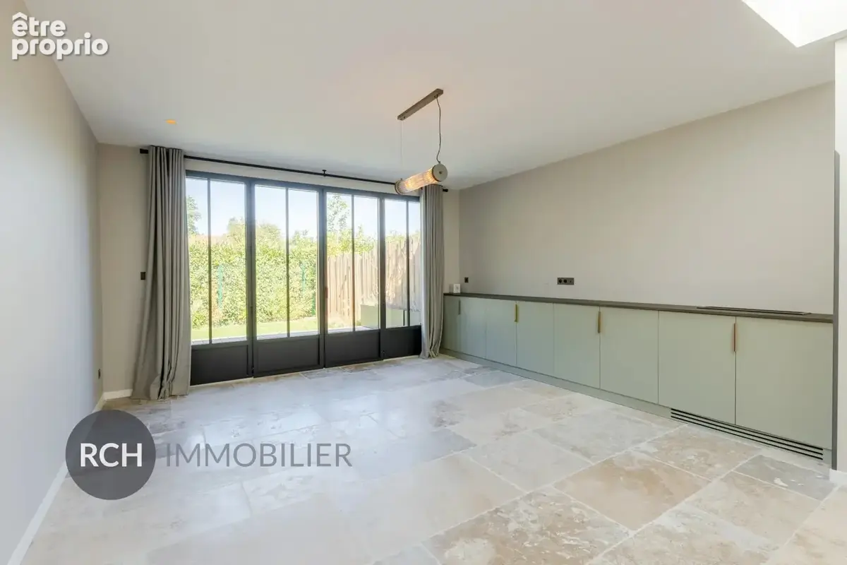 Montfort-l'Amaury - Joli loft de plain pied repensé avec soin et jardin privatif - photo 5
