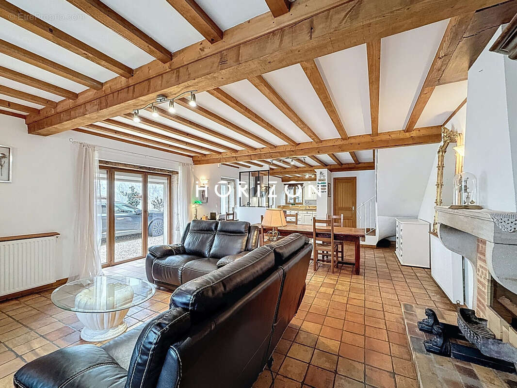 Maison à SAINT-GEORGES-DE-RENEINS