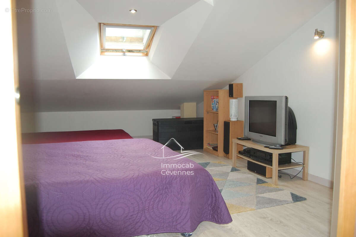 Appartement à BESSEGES