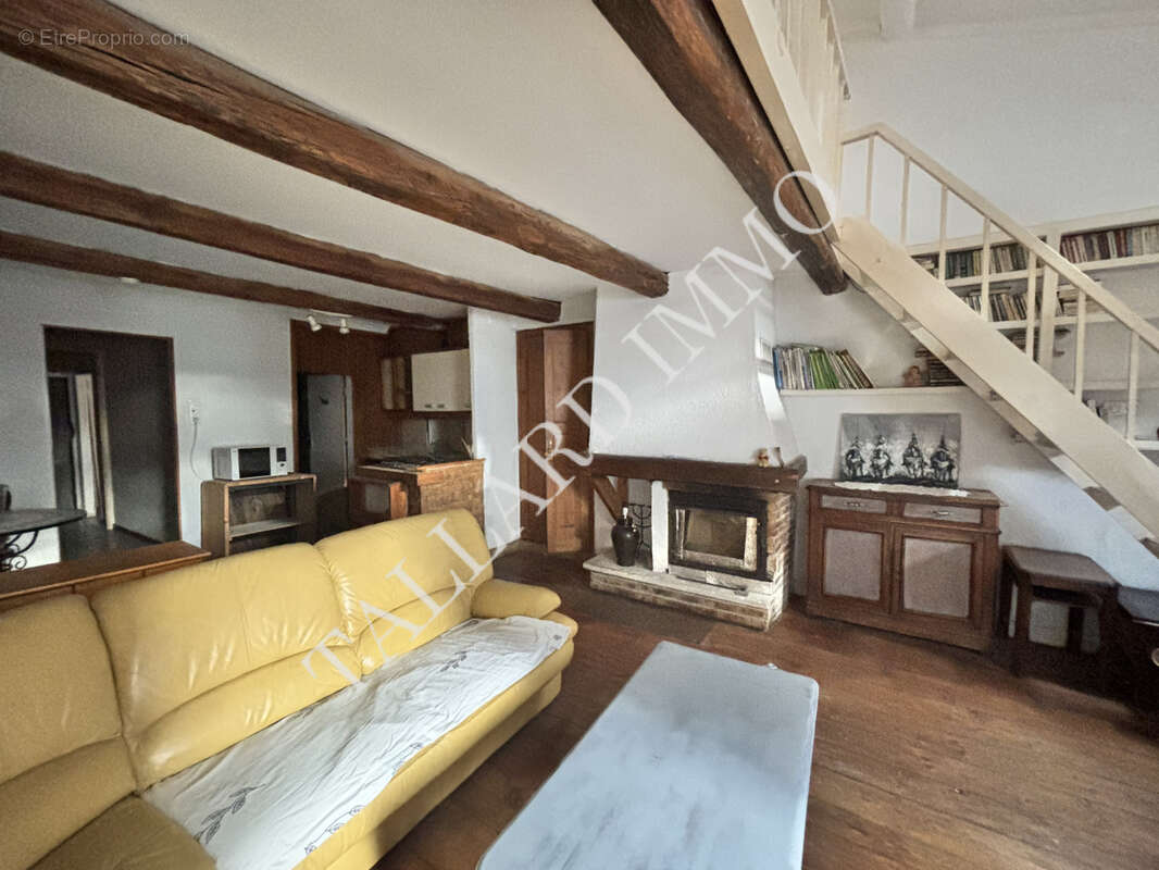 Appartement à TALLARD