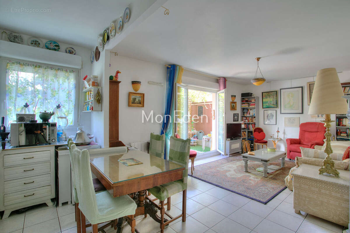 Appartement à ASNIERES-SUR-SEINE