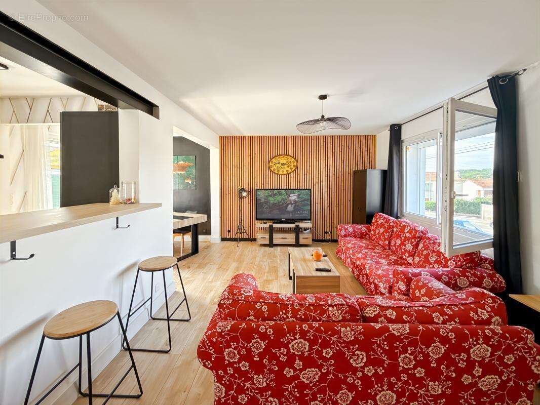 Maison à COULOUNIEIX-CHAMIERS