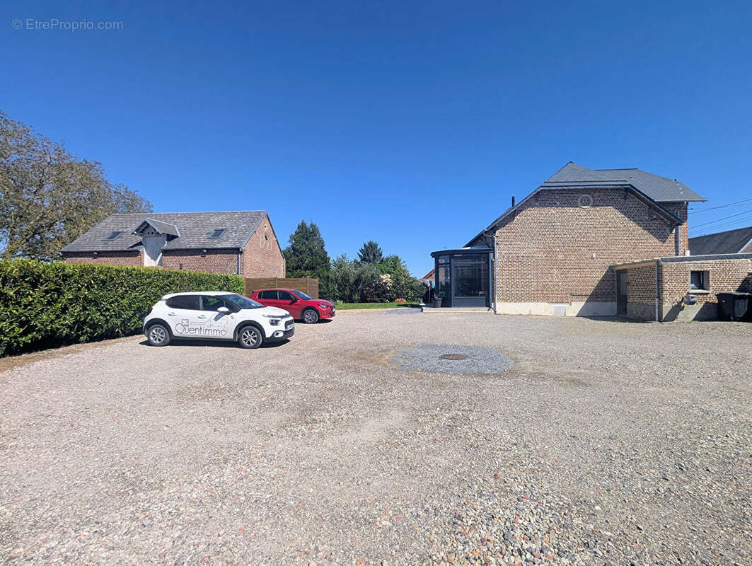 Maison à BROUCHY