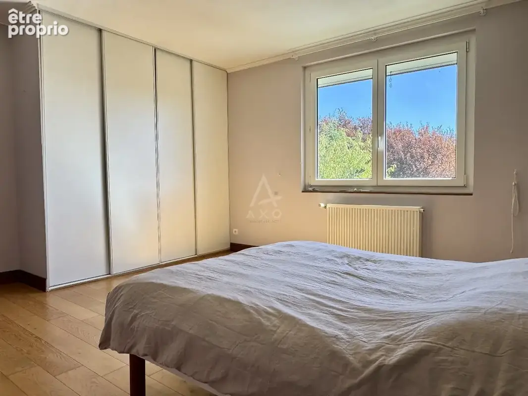 SAINT-YRIEIX-SUR-CHARENTE Maison familiale de 182M² avec garage de 77 M² et terrrain clos de 1 700 M² - photo 7