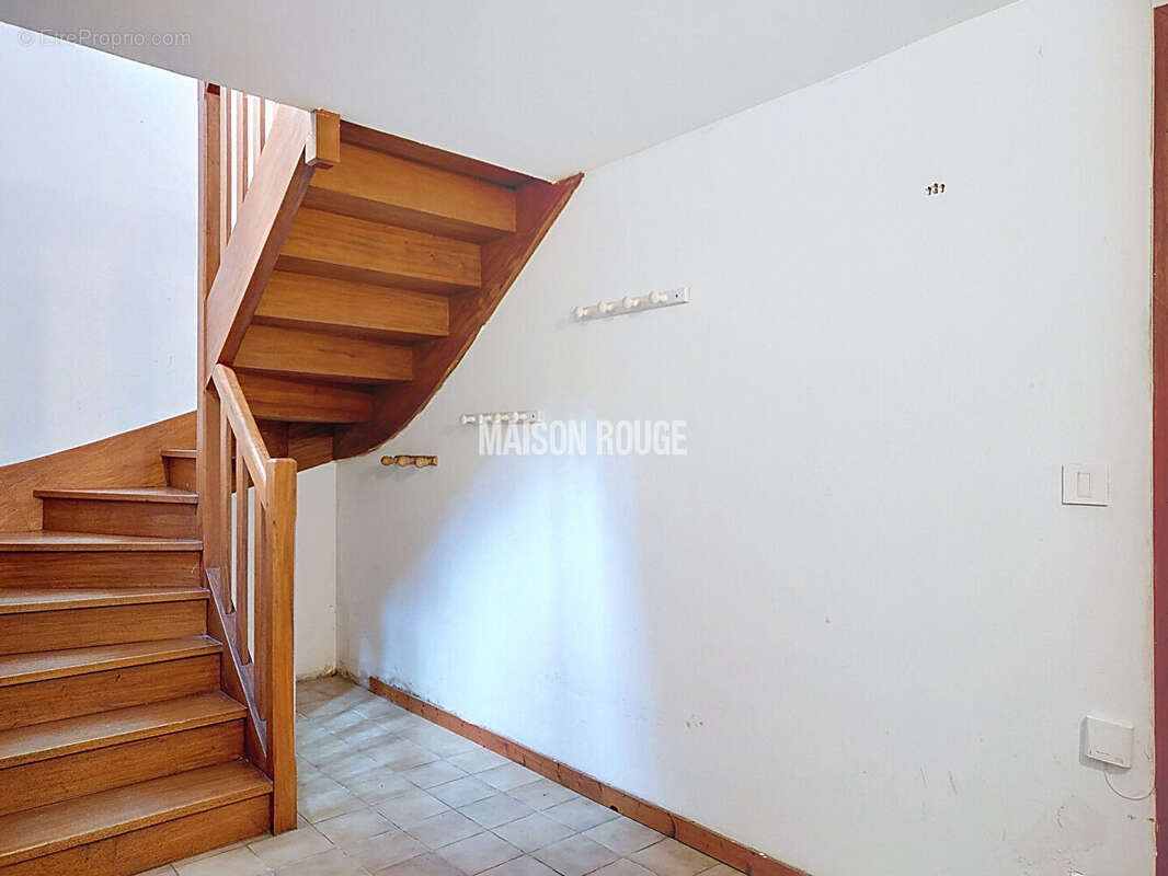 bel appartement T4  hyper centre COMBOURG - photo 9
