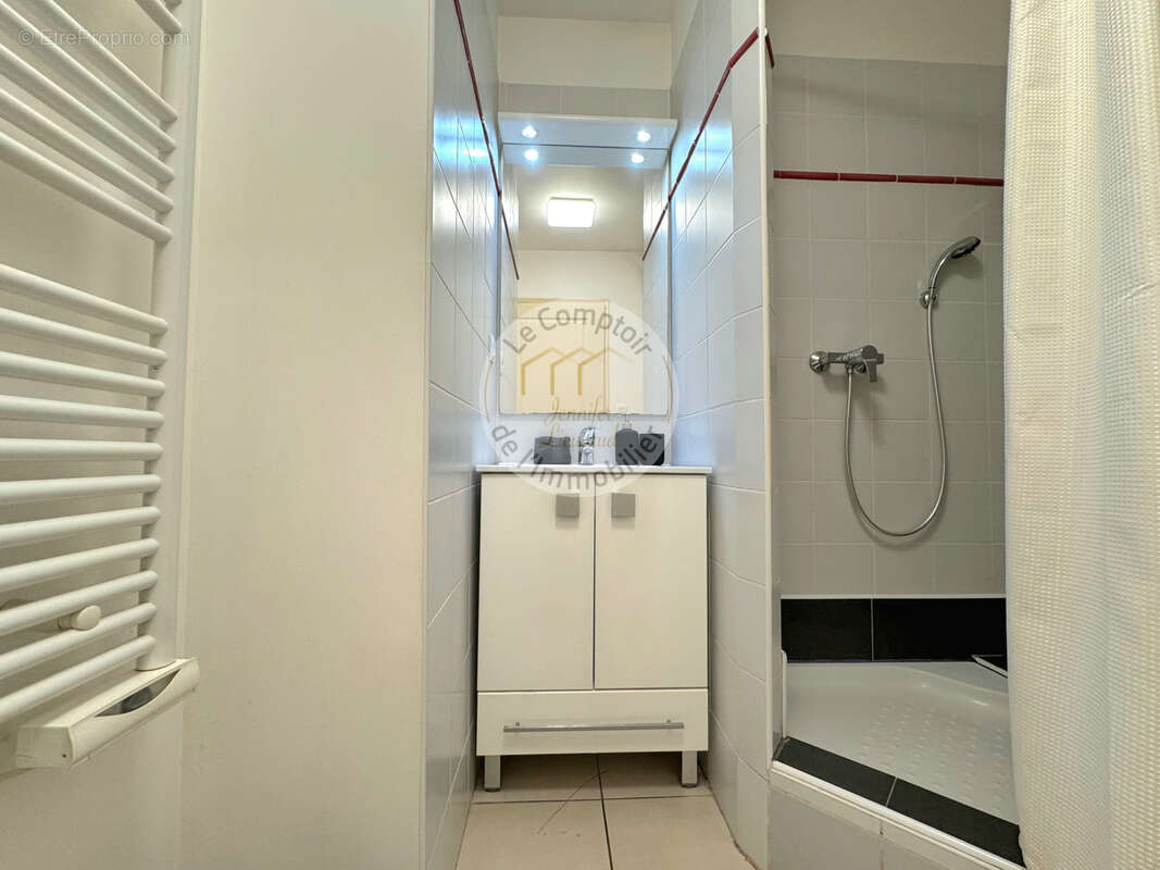 Appartement à MARSEILLE-2E