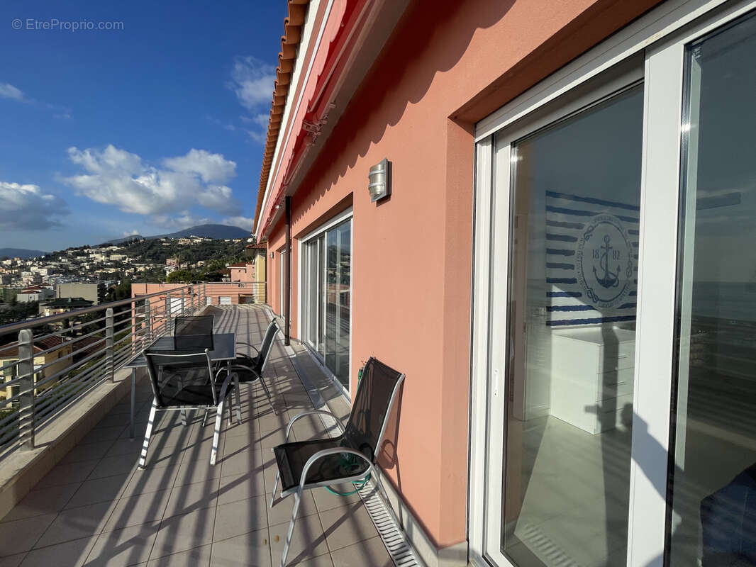 Appartement à MENTON