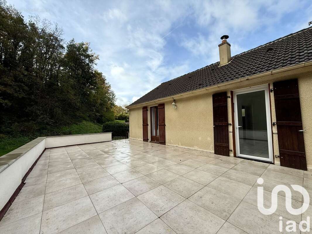 Photo 3 - Maison à MONTLUCON