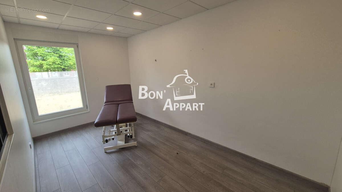 local Professionnel 105 m2 Tucquenieux - photo 5