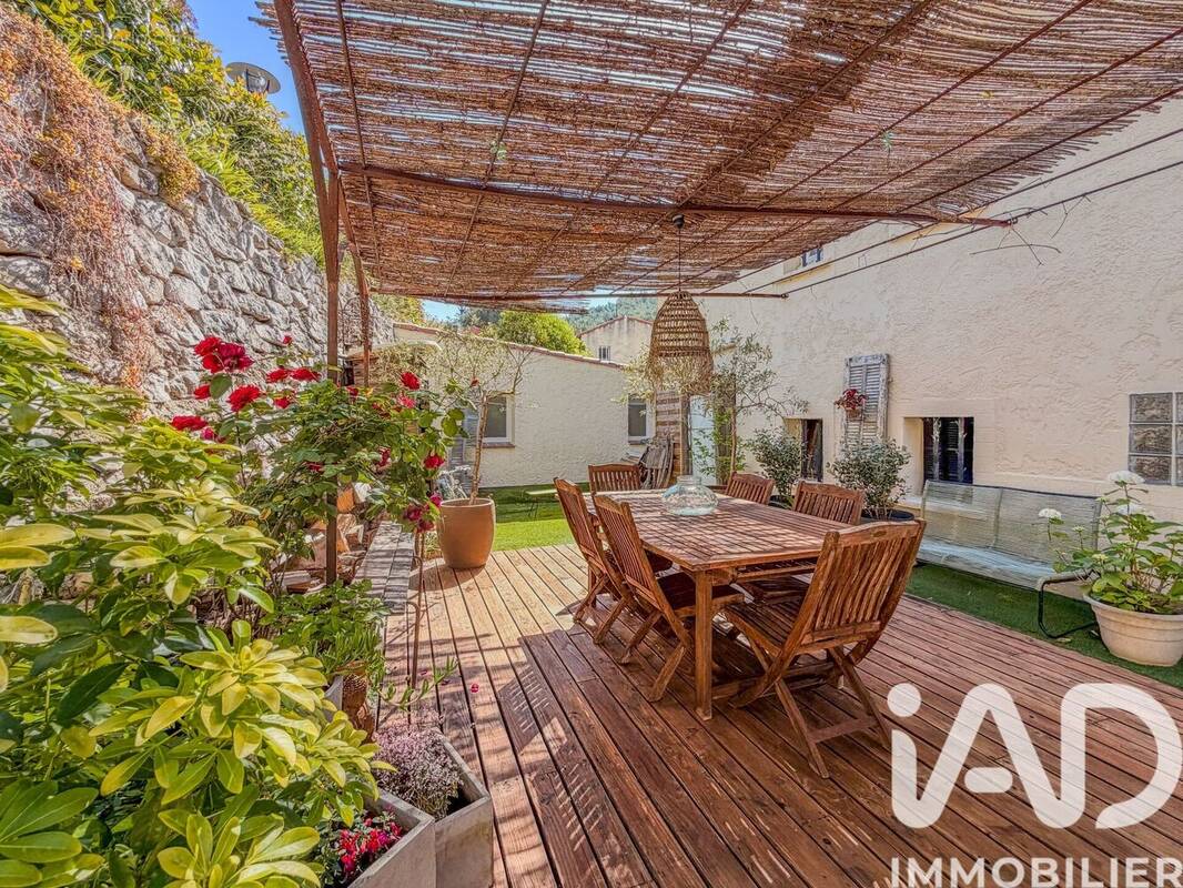 Photo 1 - Maison à CARNOUX-EN-PROVENCE
