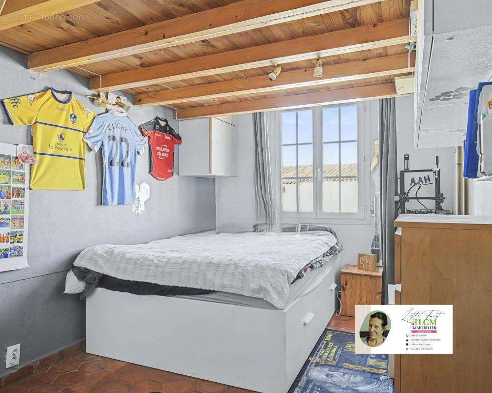 Appartement à GRIMAUD