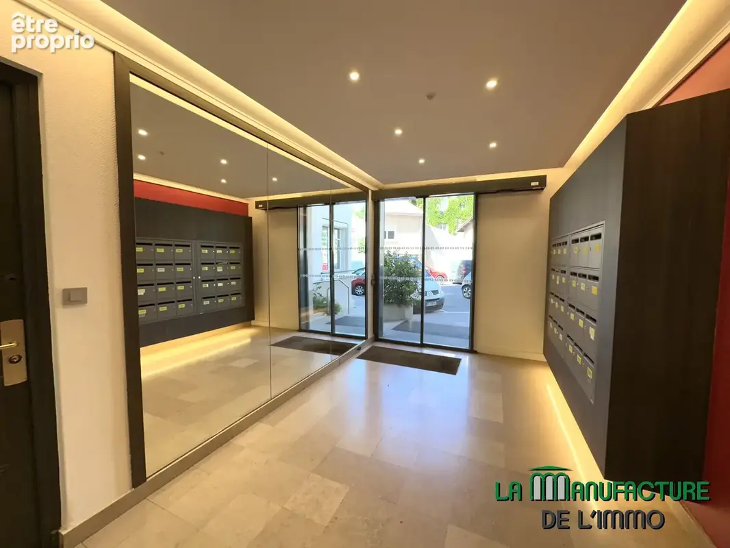 Appartement de type F6 de 140.14 m2 - 4 chambres - 2 balcons - cave - normes PMR / Saint-etienne Anatole Franc - photo 17