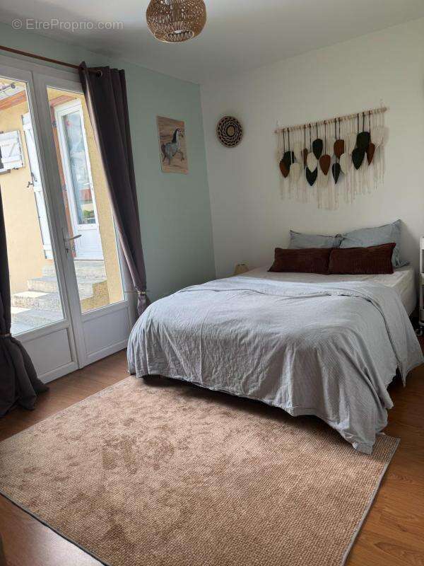 Maison à FERRIERES-EN-GATINAIS