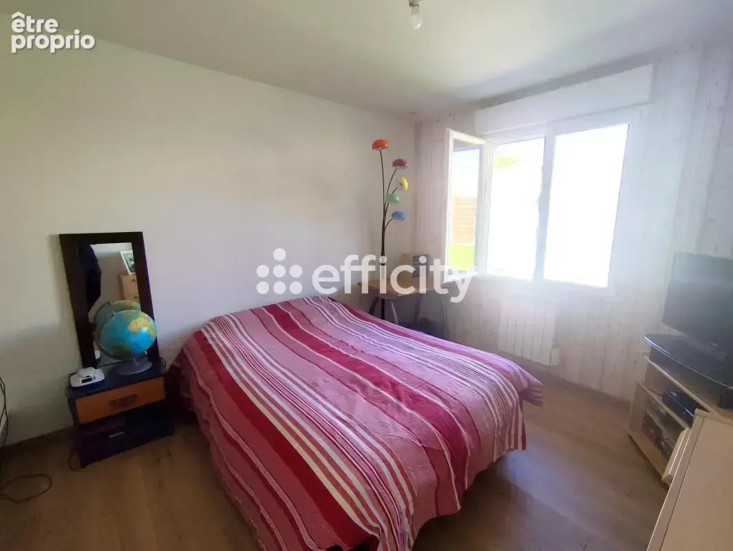 Maison 5 pièces 160 m² à vendre à Saint-Georges-Des-Coteaux (17810) - photo 9