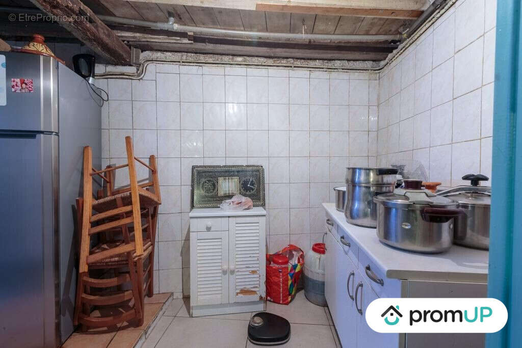 Maison à PORT-SAINTE-MARIE