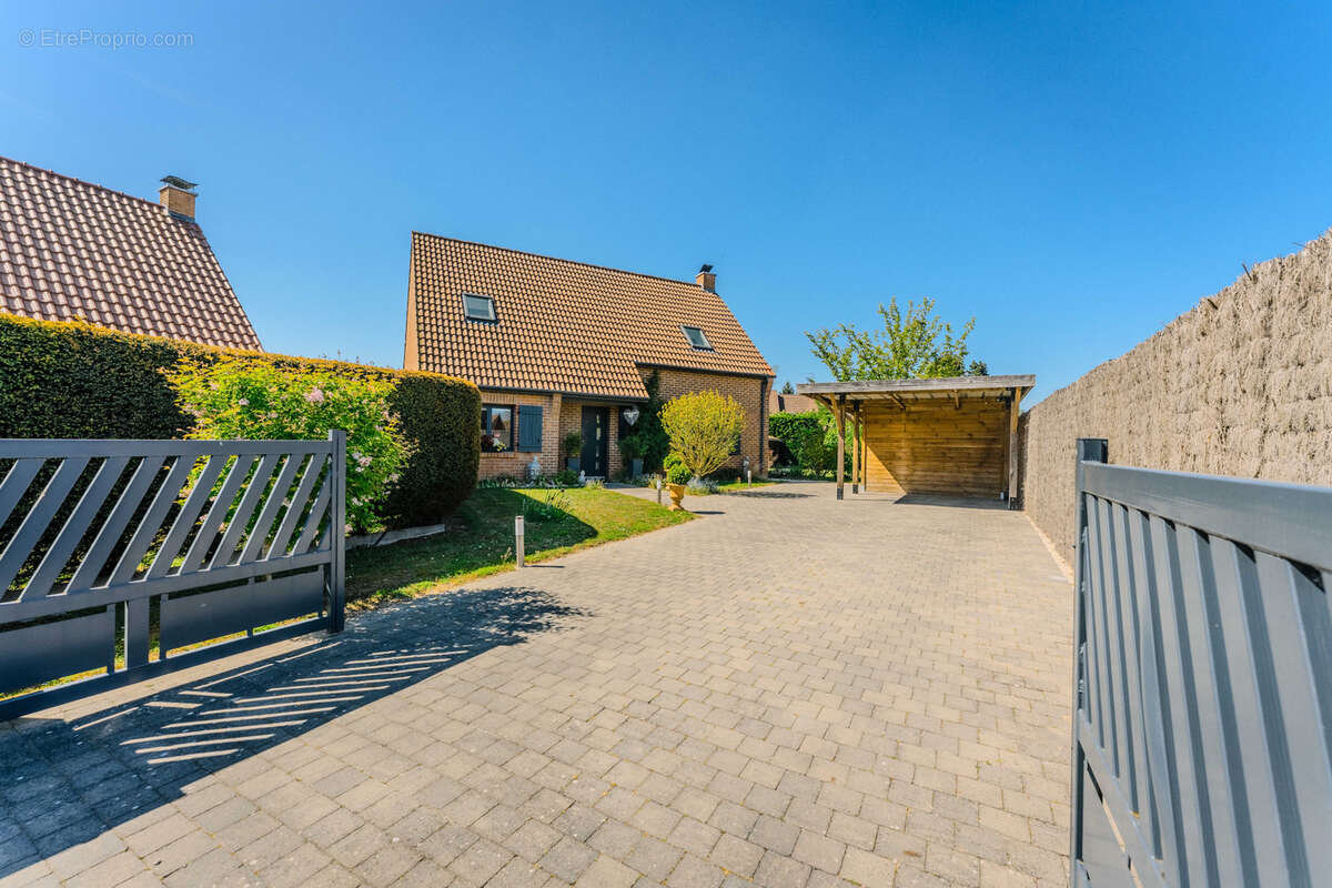 Maison à ANNOEULLIN